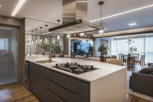 marmore, quartzo, dekton ou granito na bancada de cozinha