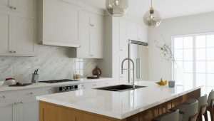 Cozinha com ilha e sala integrada